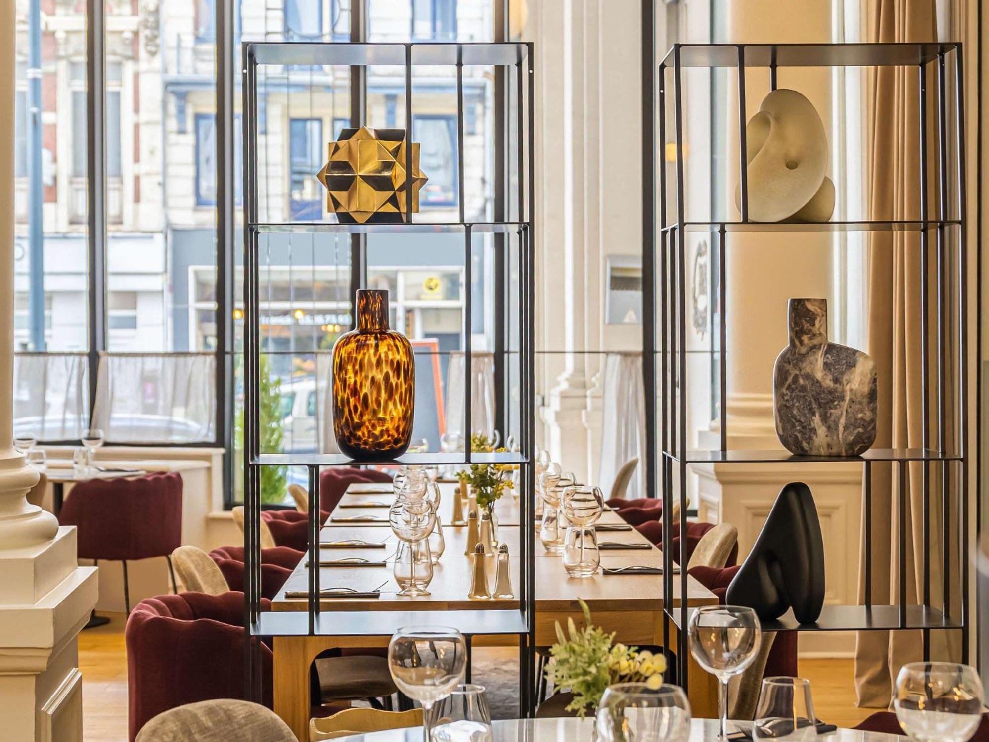 Mercure Lille Roubaix Grand Hotel Exterior photo