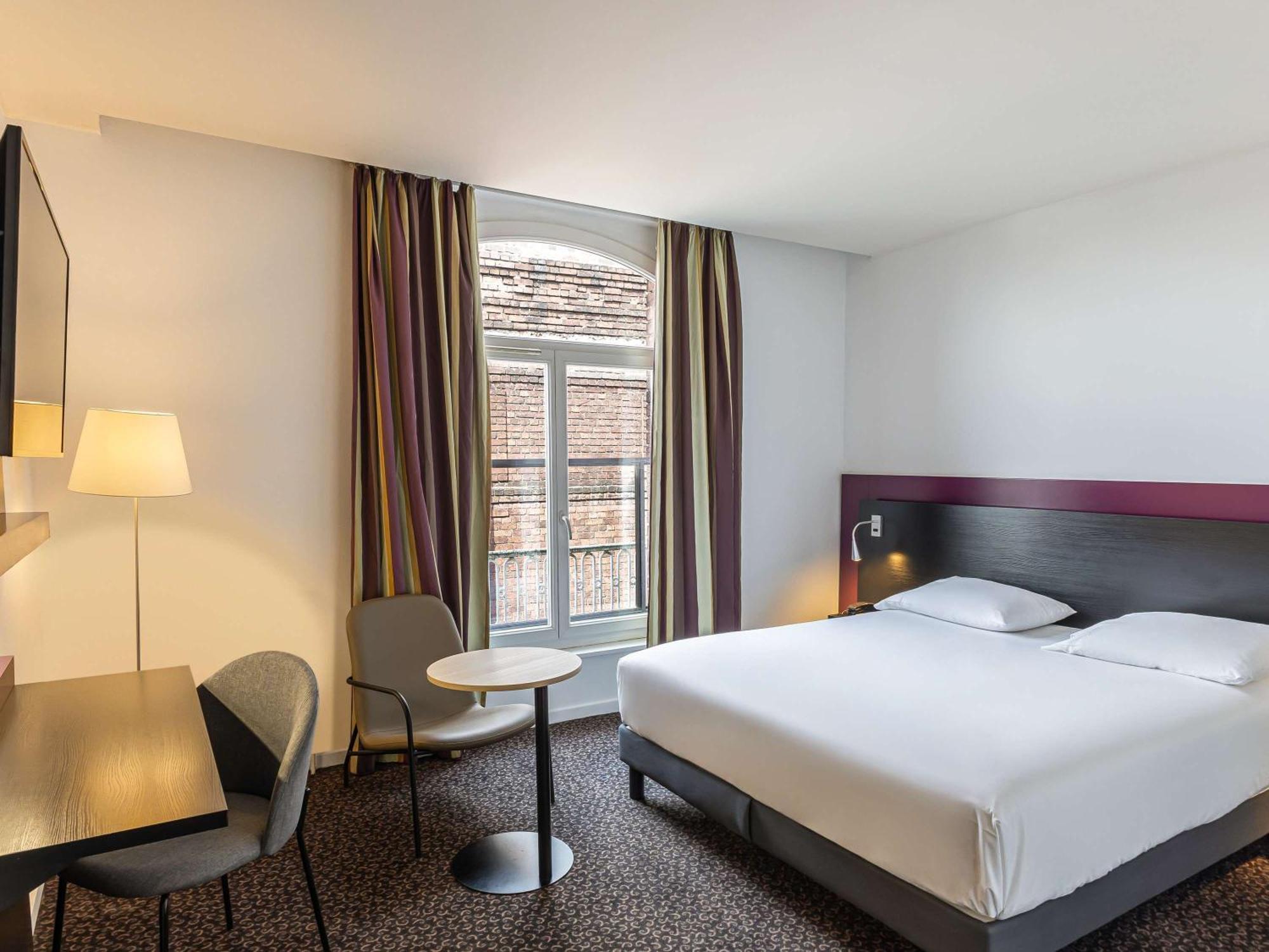 Mercure Lille Roubaix Grand Hotel Exterior photo